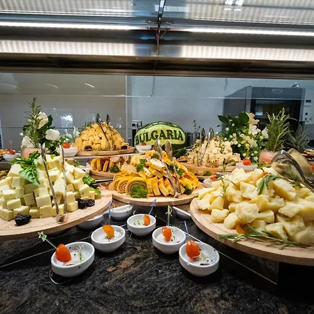 Prestige D'azur アパート *